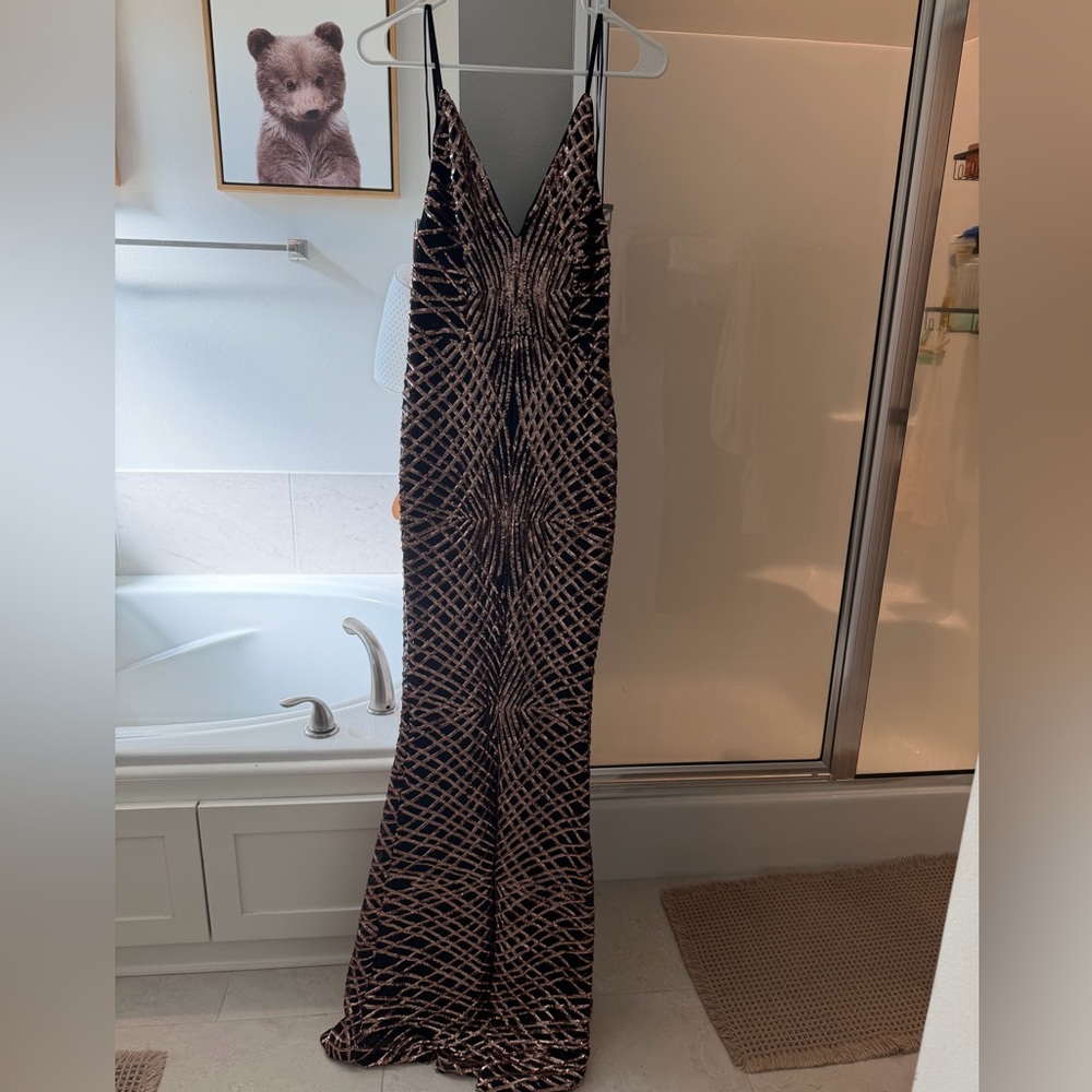 Elegant Black and Gold Patterned Dress